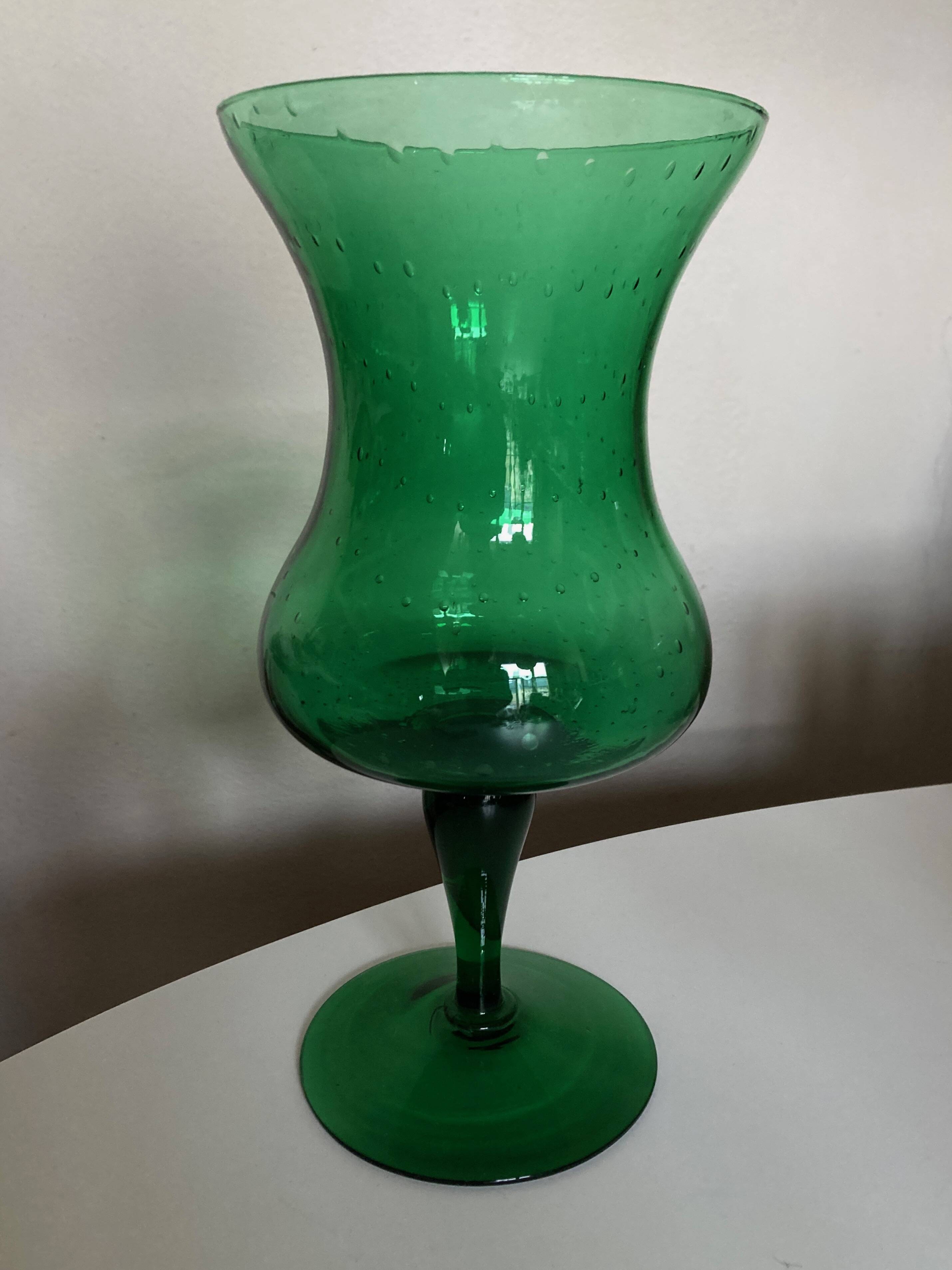 XXL Medici vase in bubbled glass from Empoli, Italian work 1960