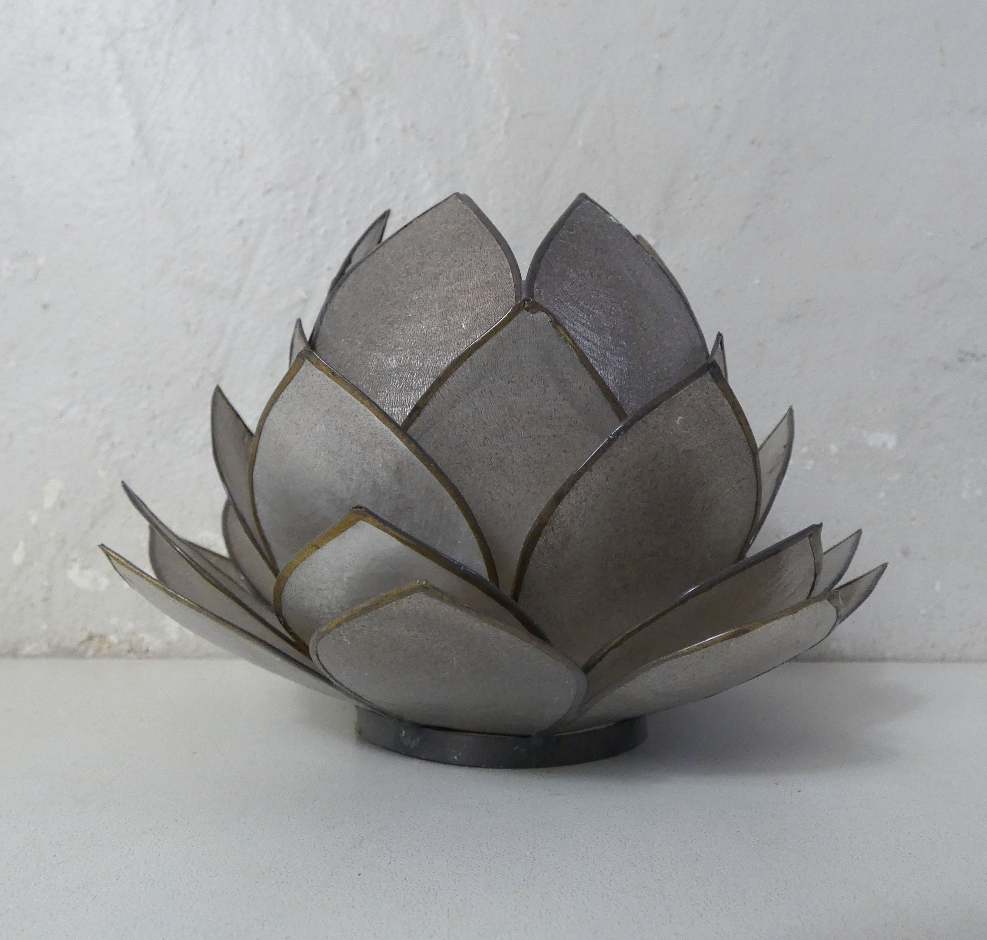 Lotus flower photophore in mother-of-pearl and brass
