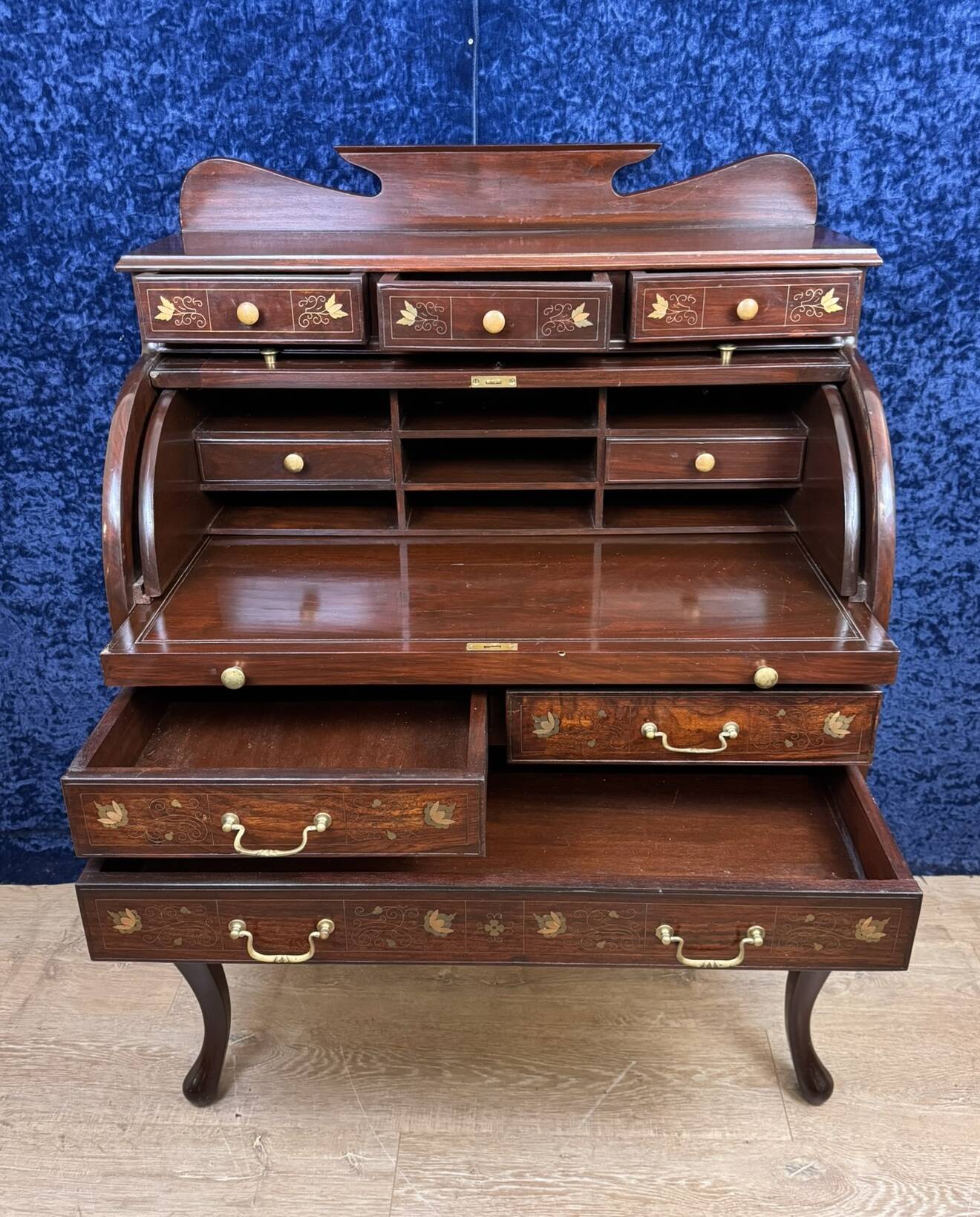 Cylinder desk in mahogany and inlaid marquetry circa 1900