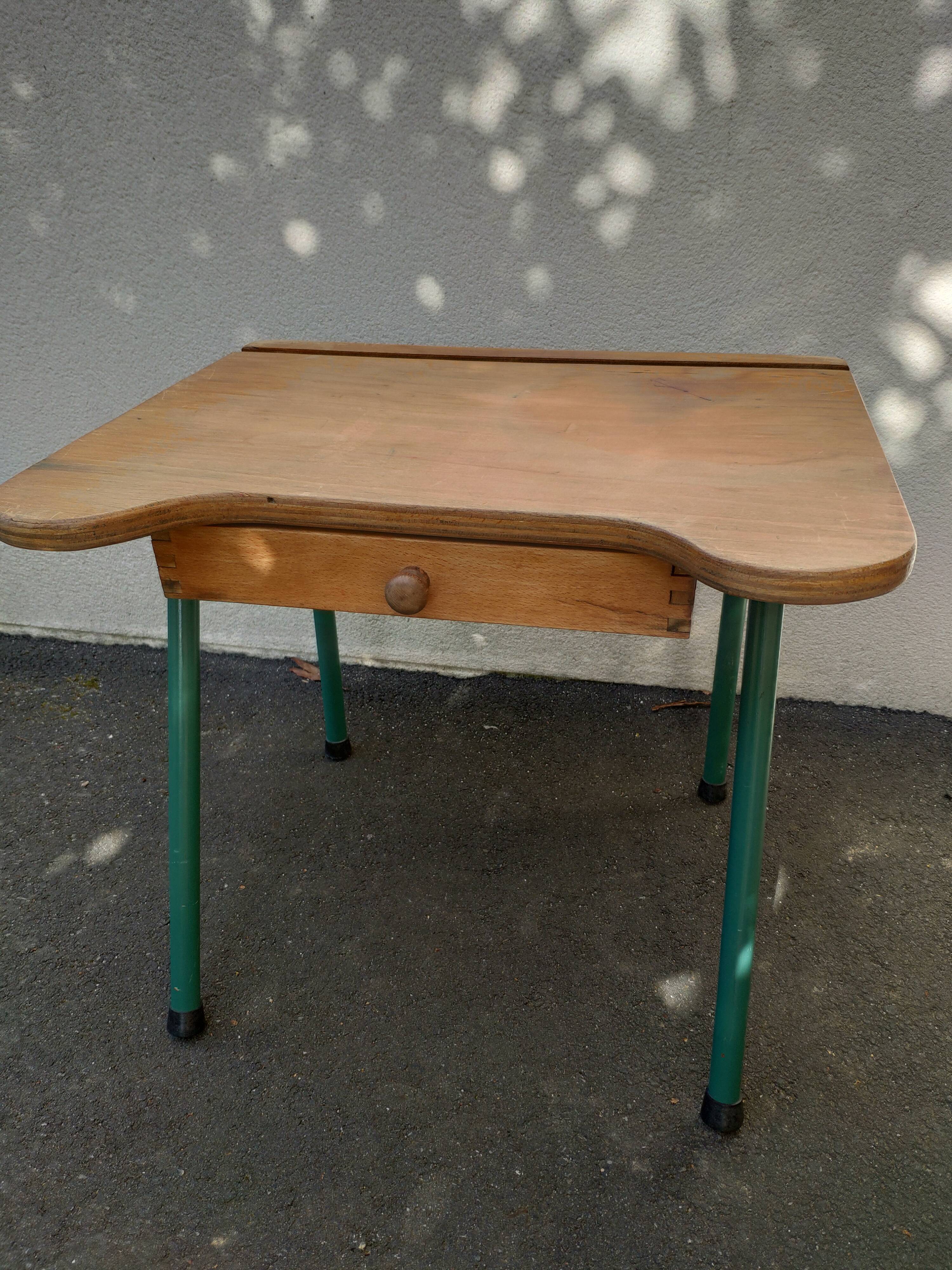 Chair set by Jacques Hitier and Mullca desk