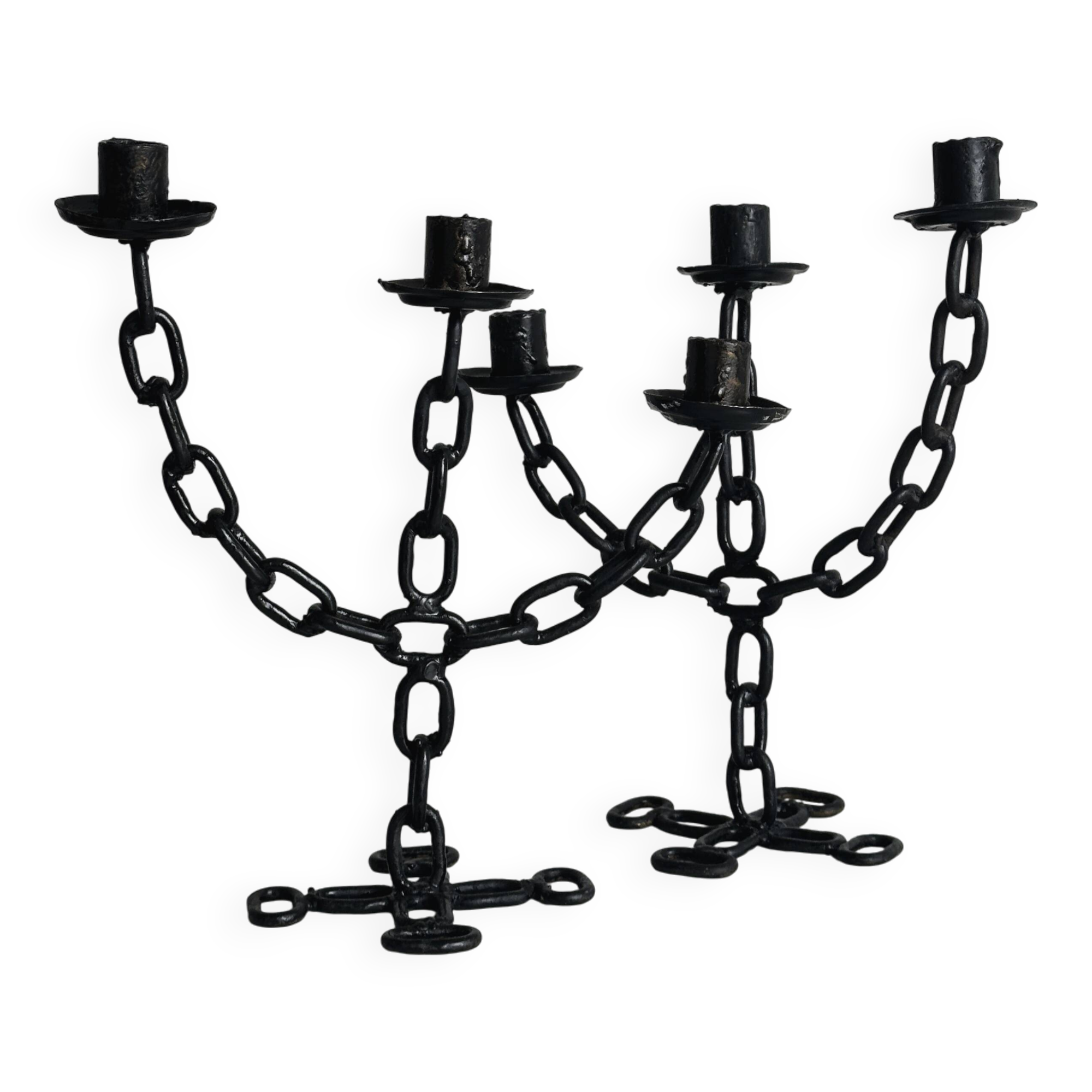 Paire de chandeliers anciens en métal noir