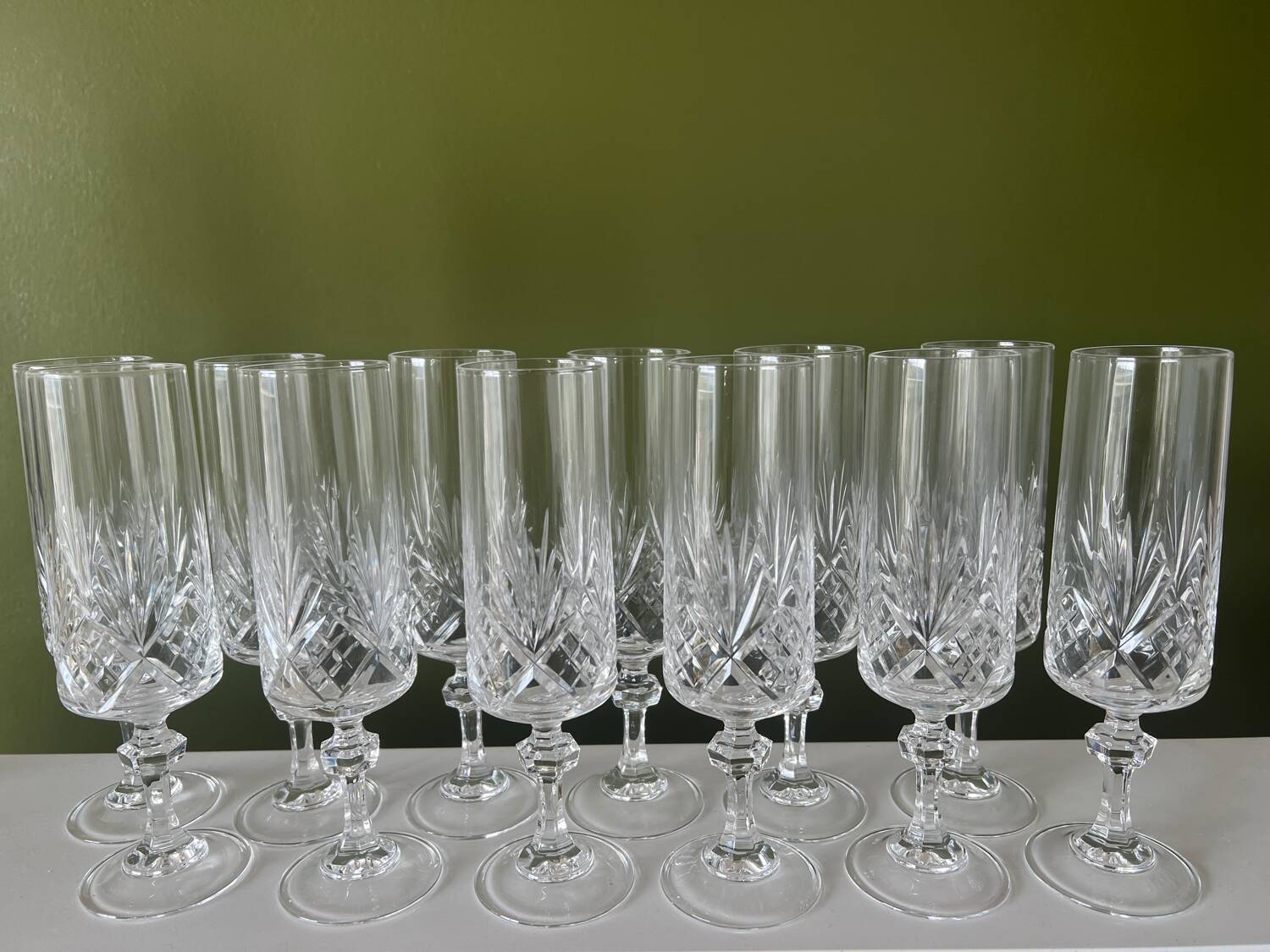 Crystal champagne flutes