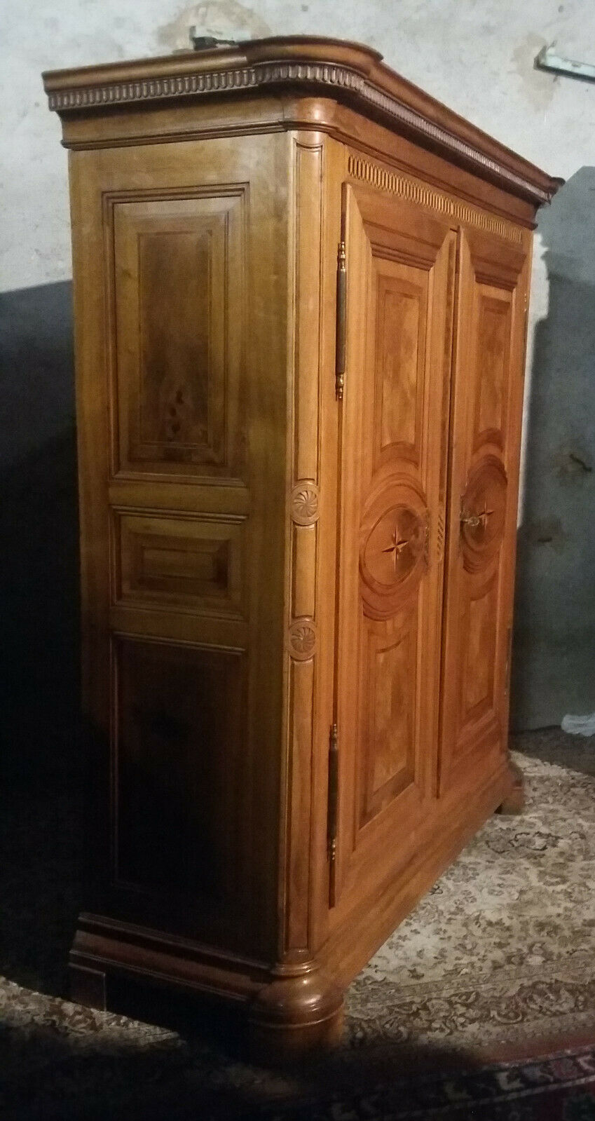 Louis XVI walnut cabinet i