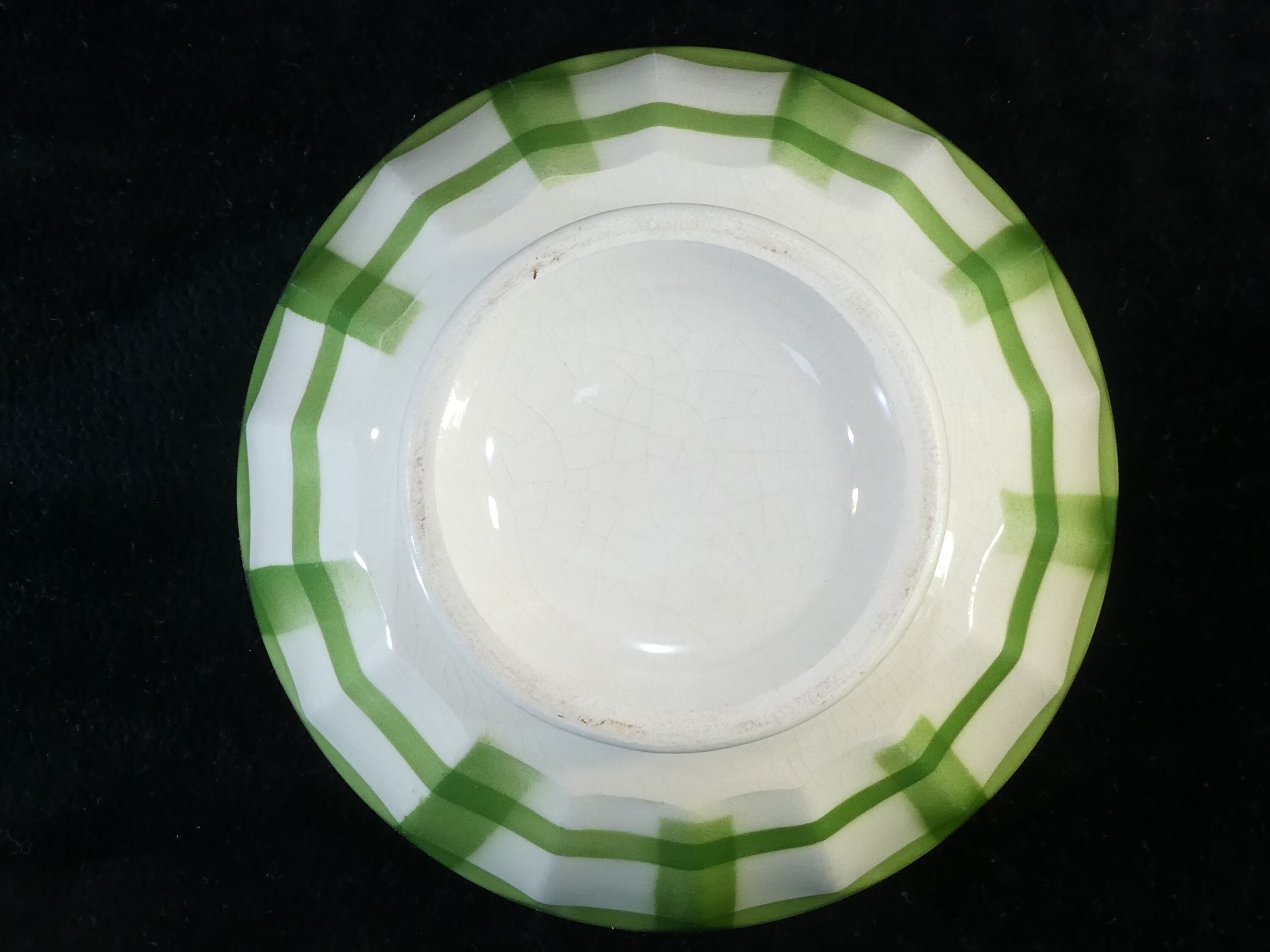 Former bol has facets Digoin green tiles