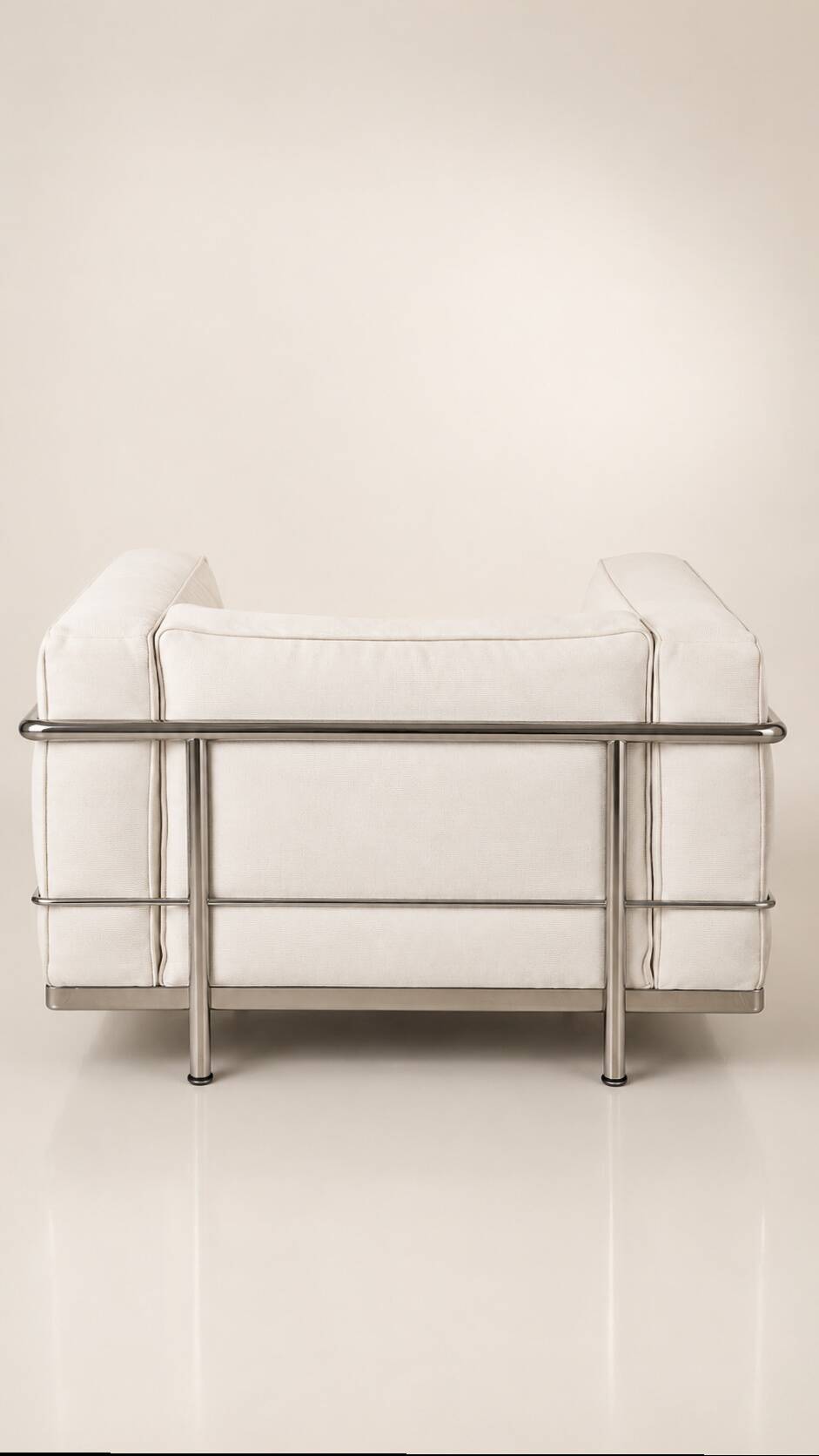 2 LC3 armchairs by Le Corbusier