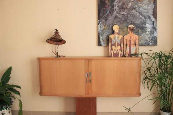 Ancien meuble atelier , de métier, à rideaux des années 50 Famex