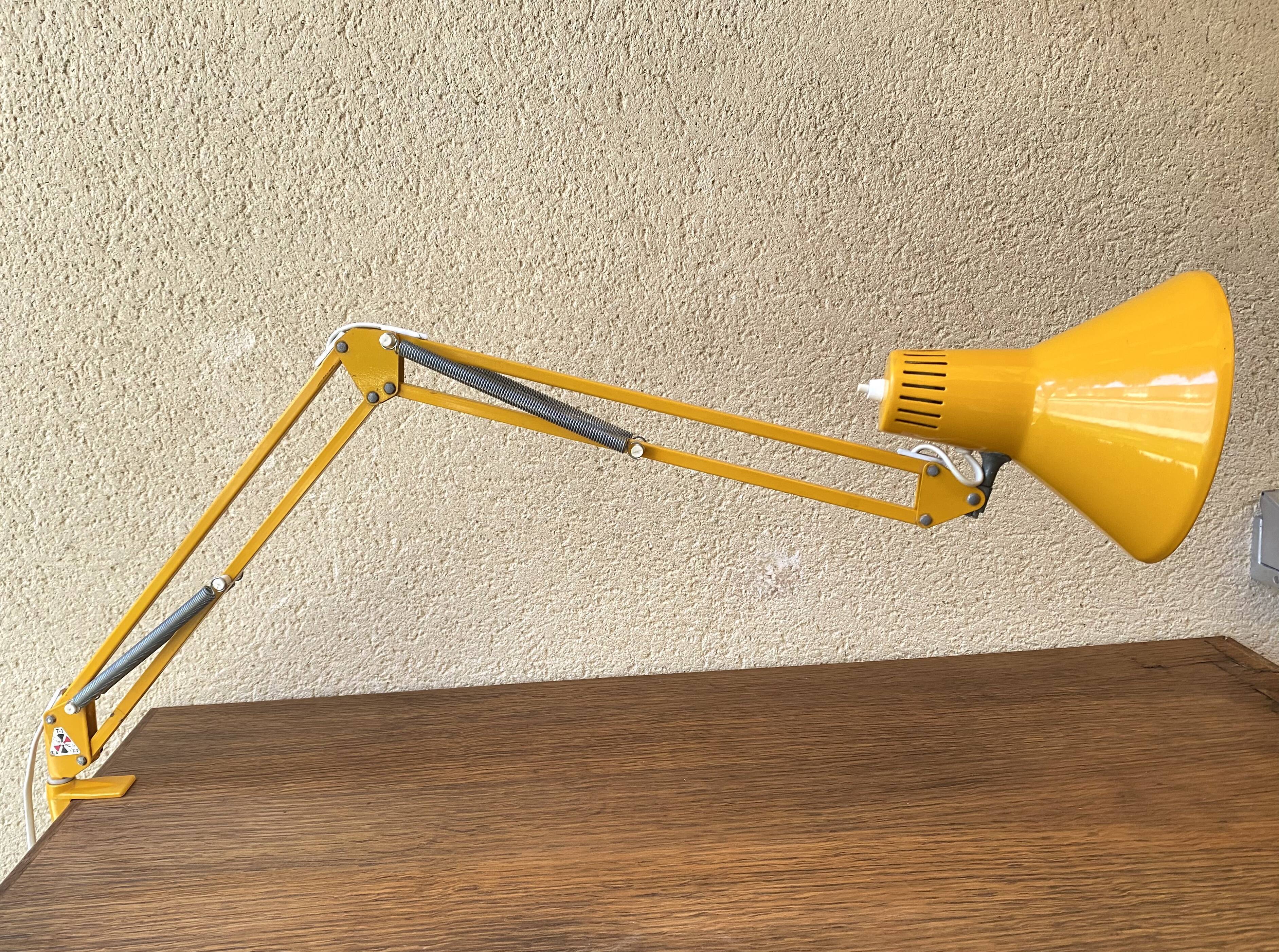 Desk lamp architect Twist t1 vintage Italian design 70