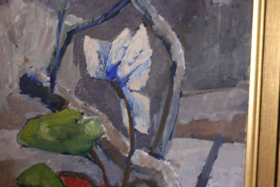 Original Swedish oil on canvas – “Winter Cyclamen” by Majken Bergvin (1922–2012) – 1965 – vintage & framed – 62 × 43 cm