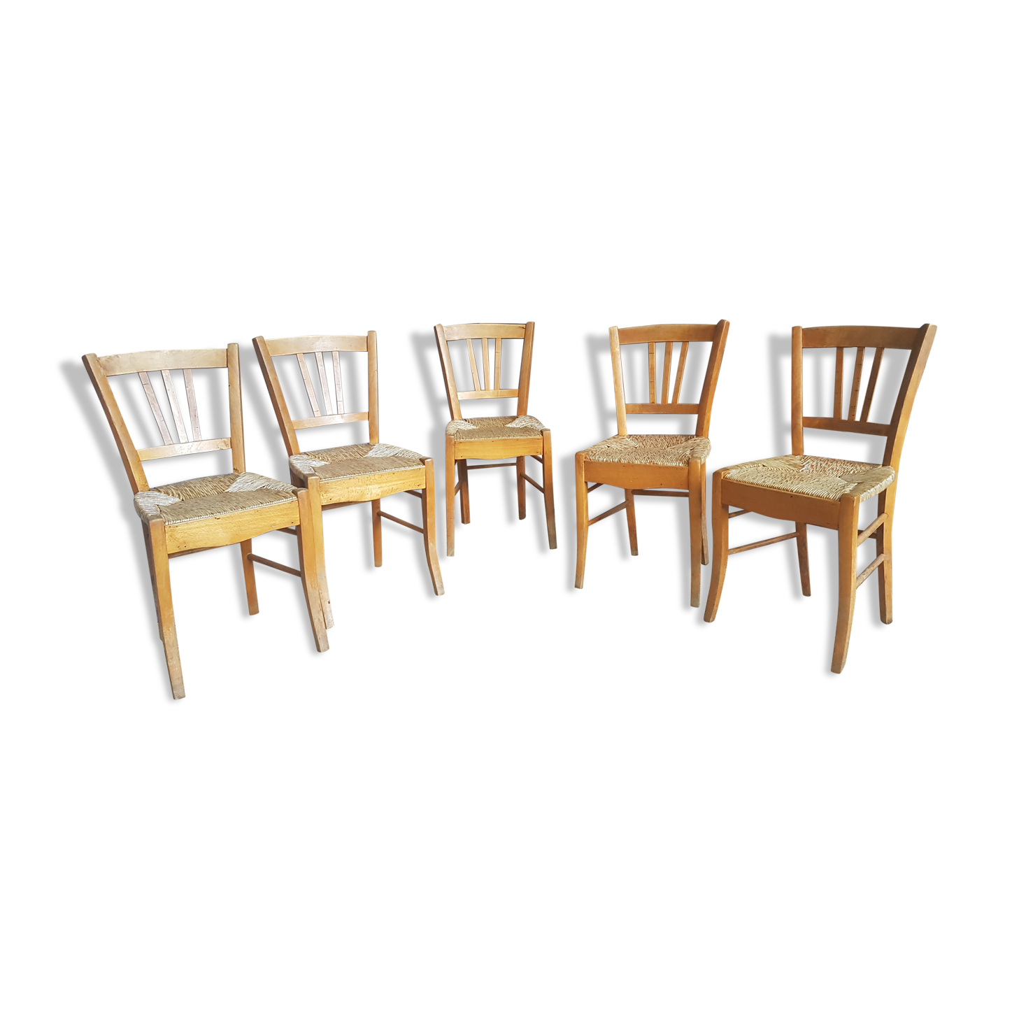 Series of 5 old mulched chairs