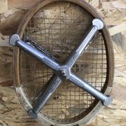 Old tennis racket Slazenger wood metal protection zephyr vintage