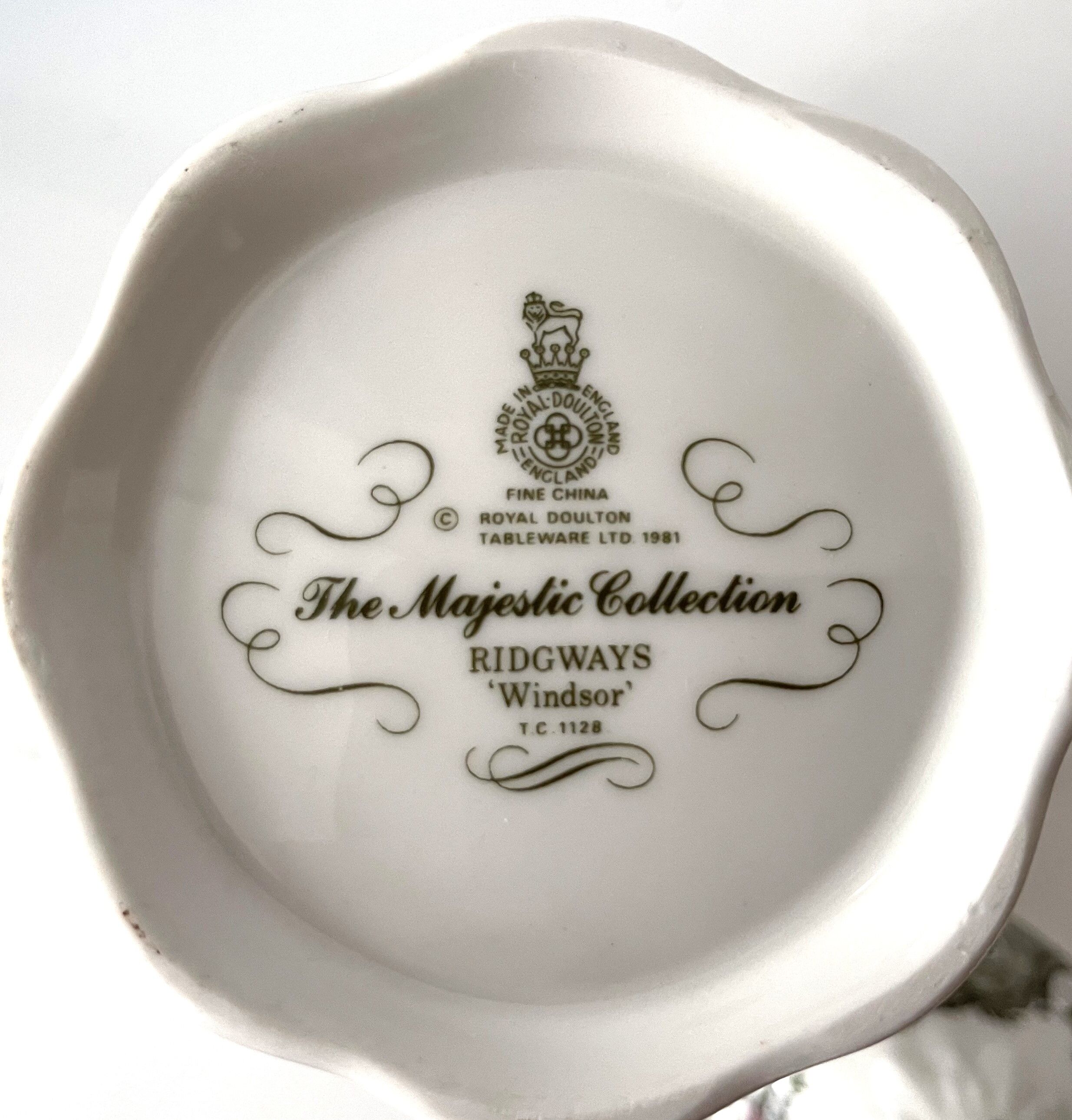 English porcelain teapot, ridgways windsor collection