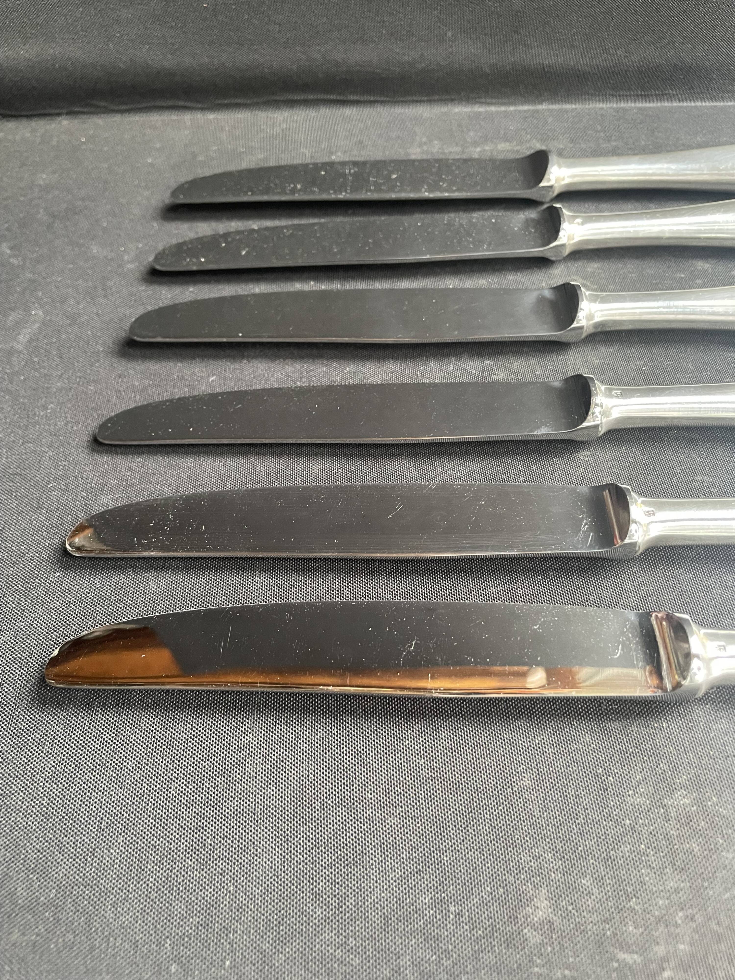 6 table knives – Silver plated – Frionnet François et Cie