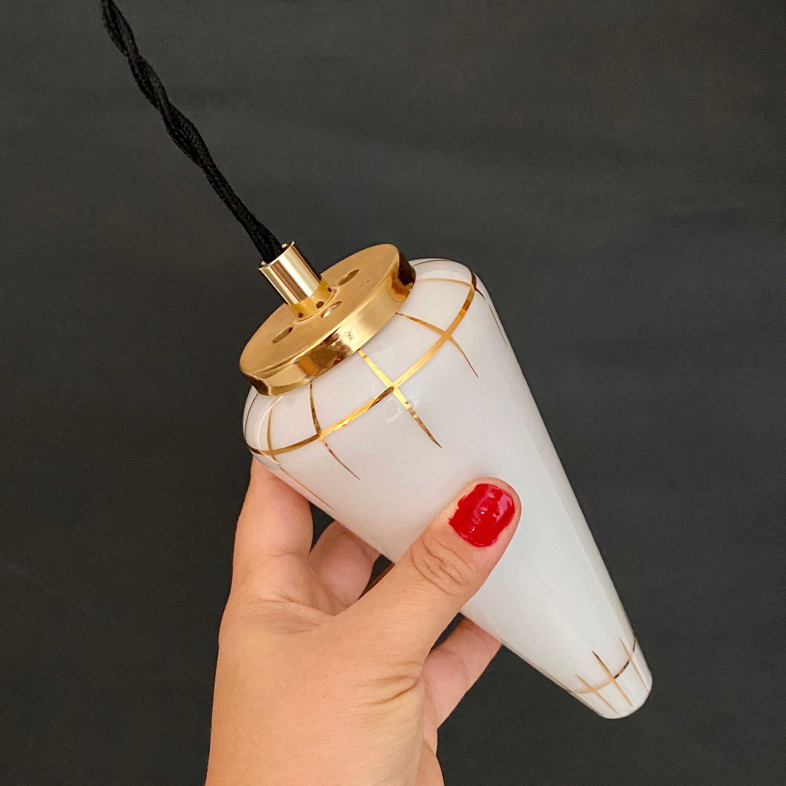 Vintage art deco globe pendant lamp in opaline