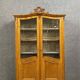 Bibliothèque Louis XV en bois clair vers 1800
