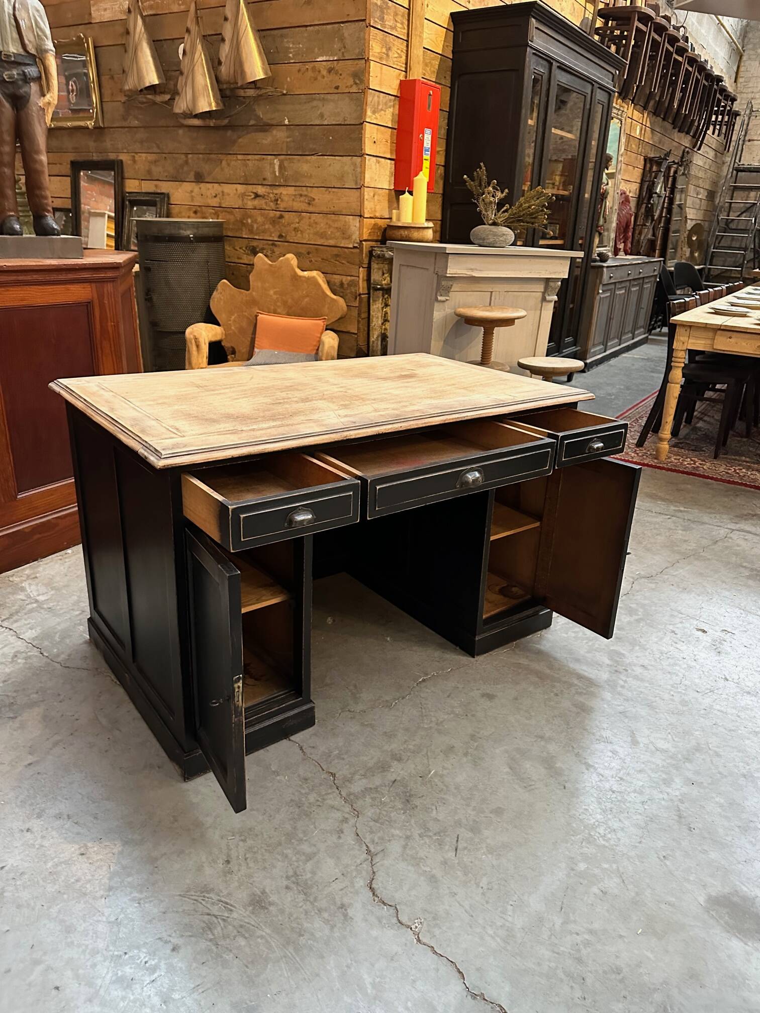 Early 20th century oak desk