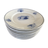 Series of 11 flat plates, Dutch earthenware, early XX