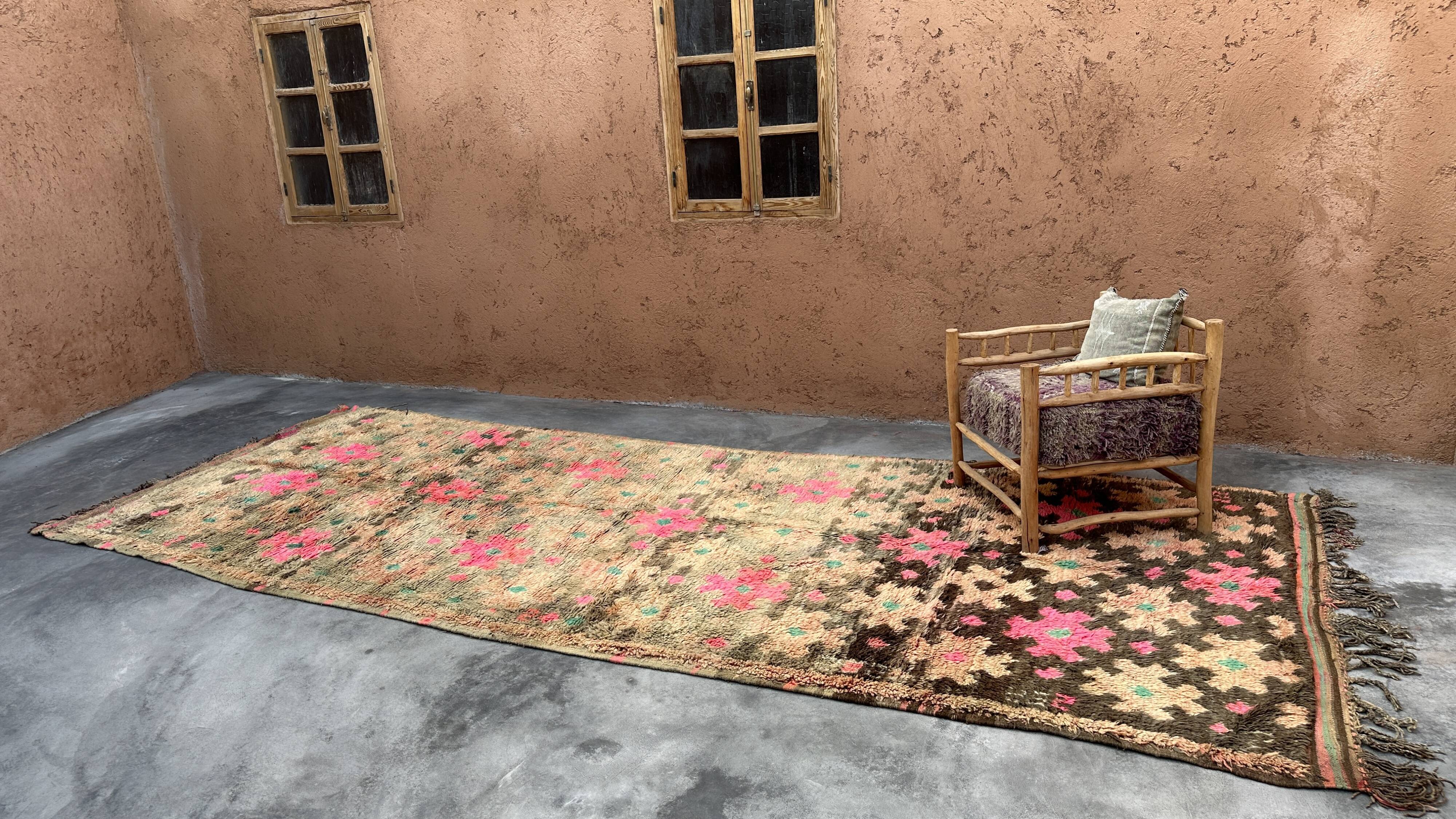 Colorful Moroccan Talsint rug - 500 x 193 cm