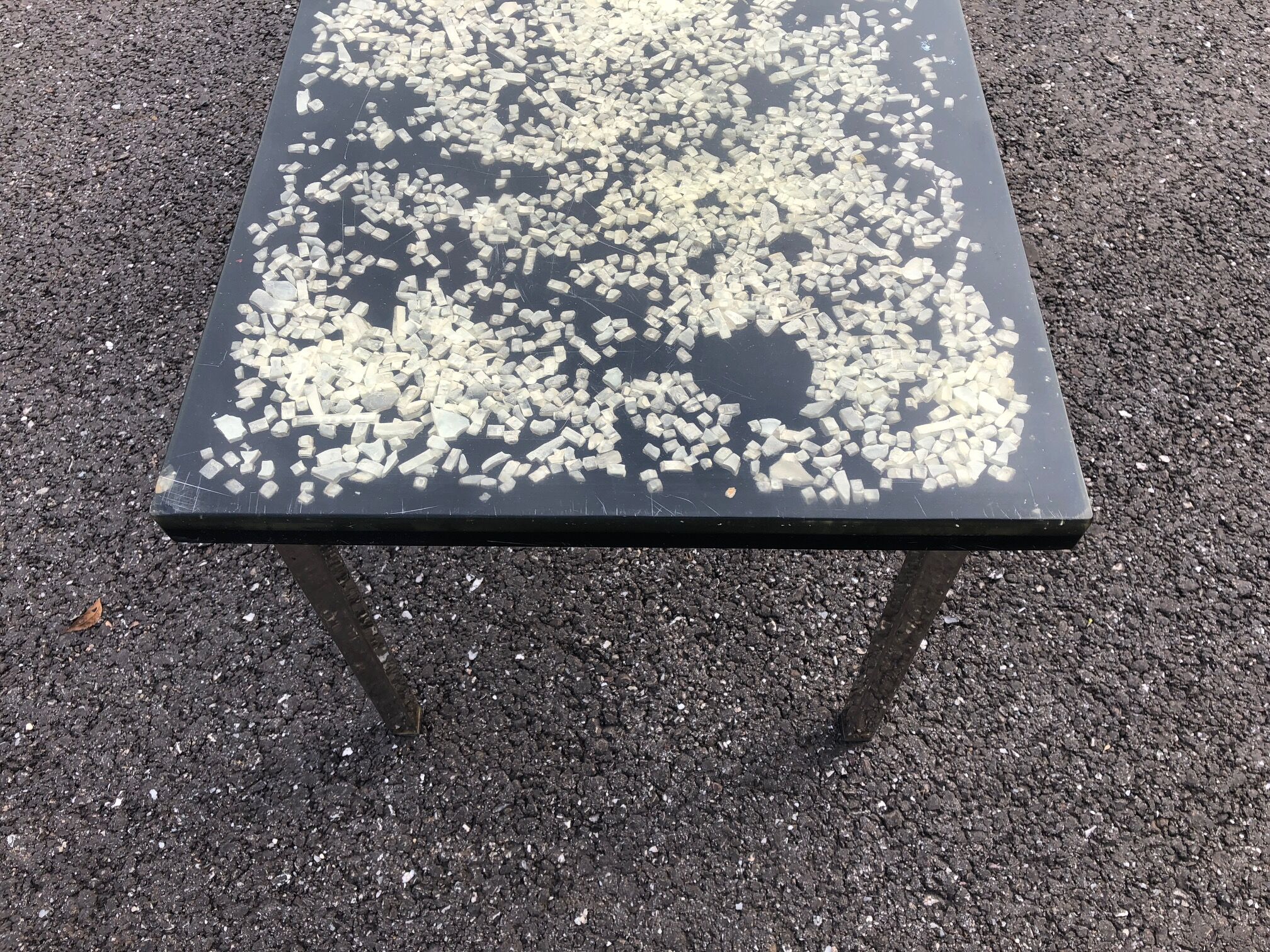Table in resin Pierre Giraudon