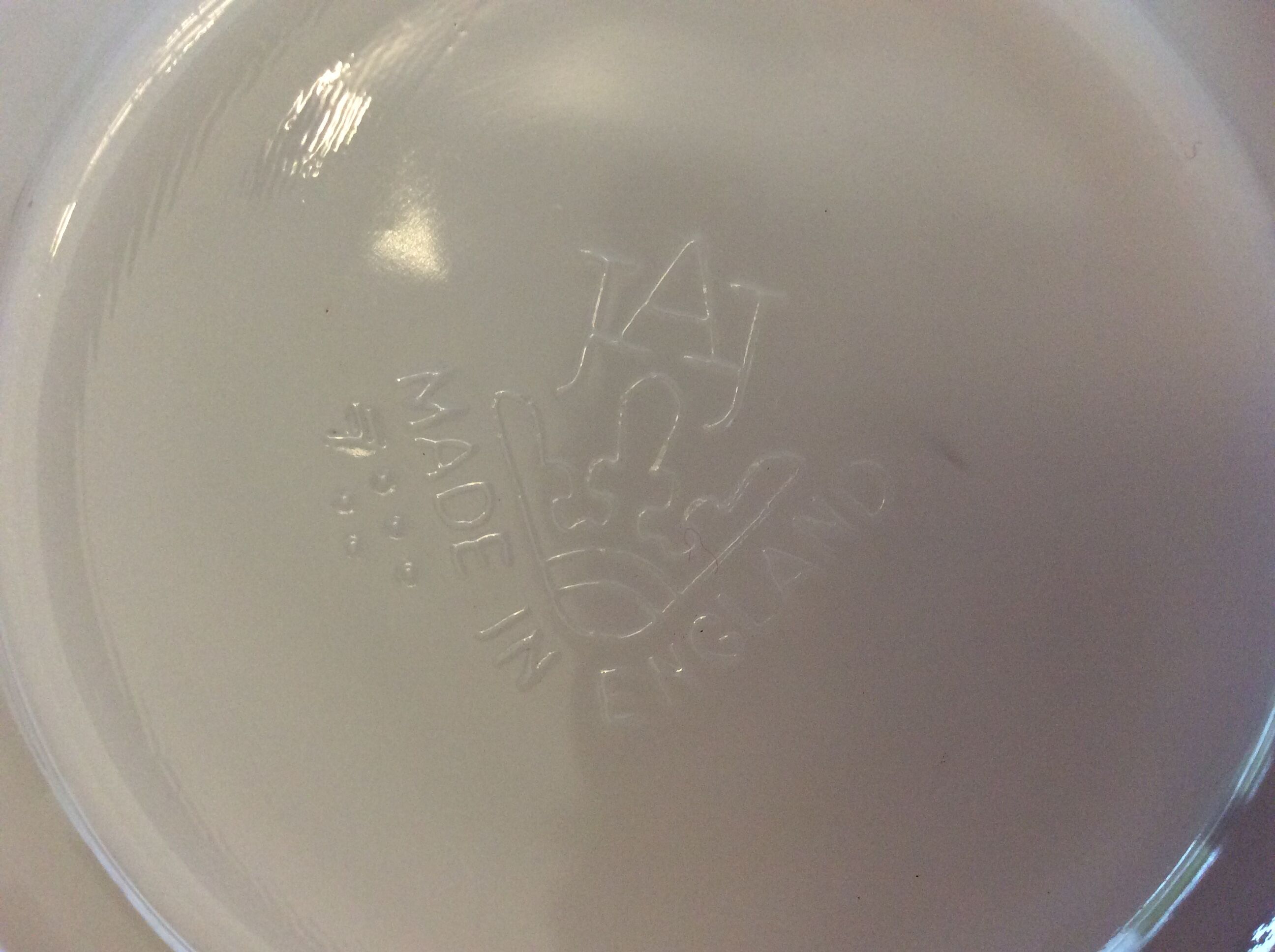 Set of 2 bowls sausage style JAJ England