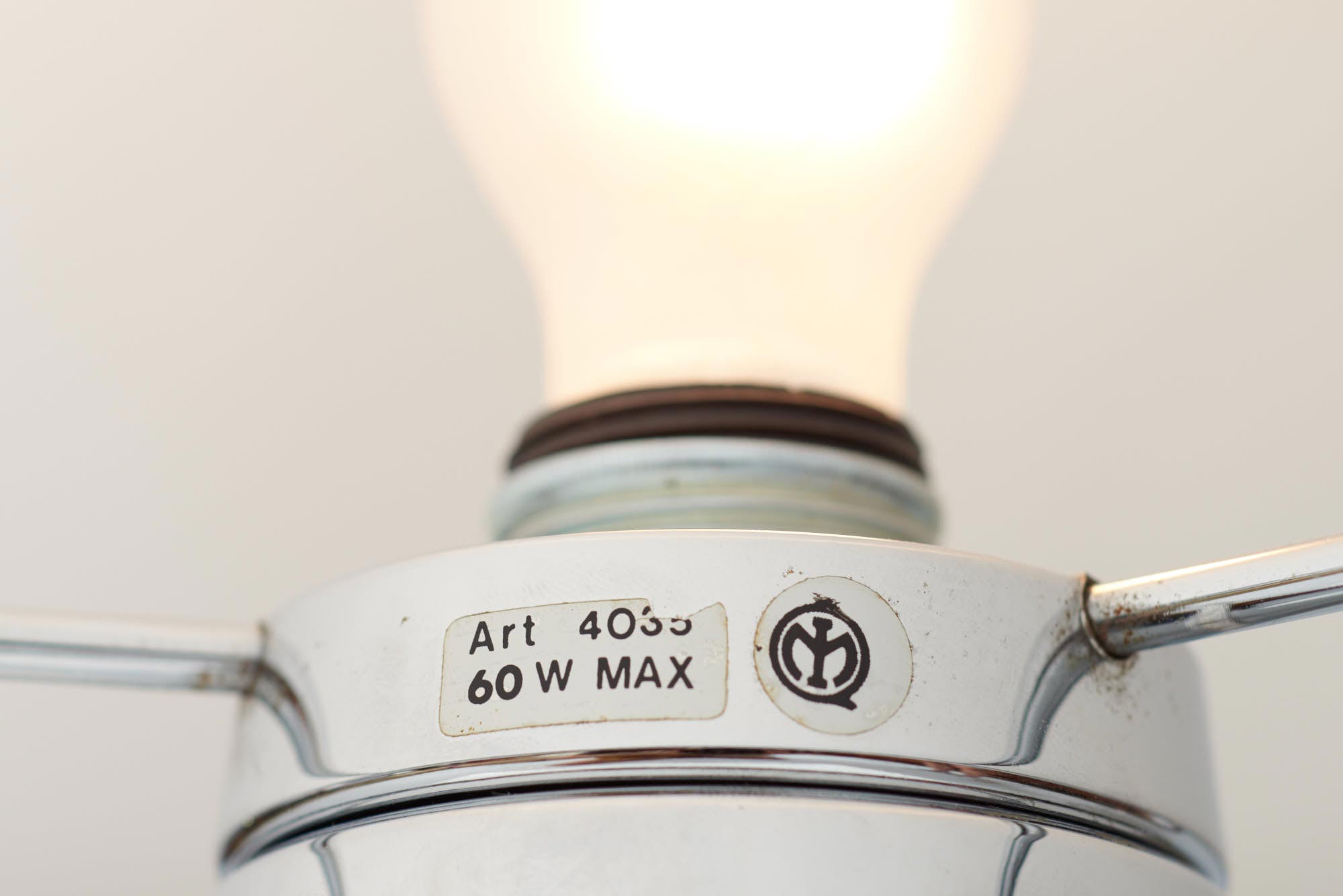 Design IGuzzini, Elpis table lamp