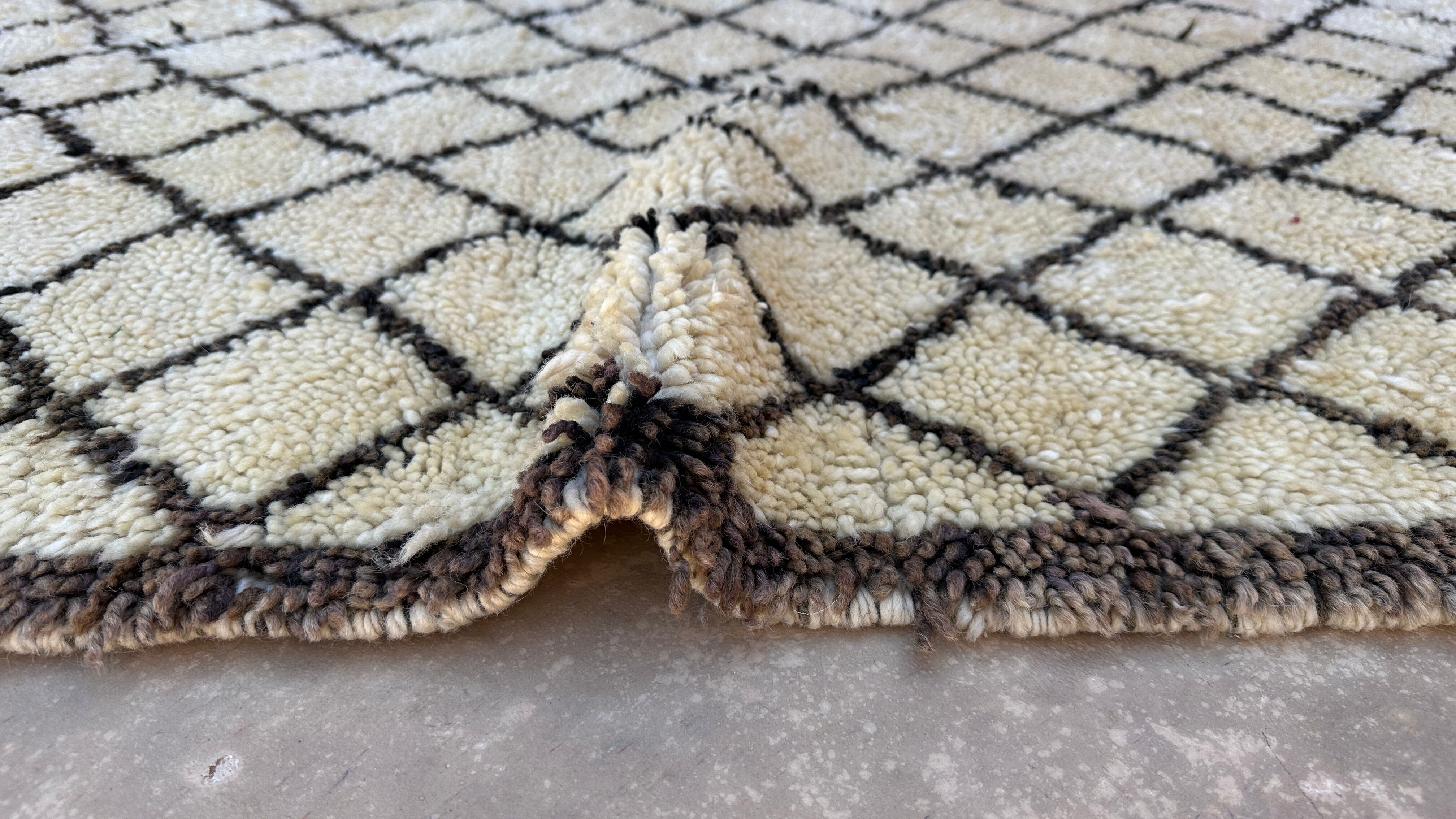 Moroccan Carpet - 205 x 300 cm