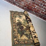 Polychrome tapestry