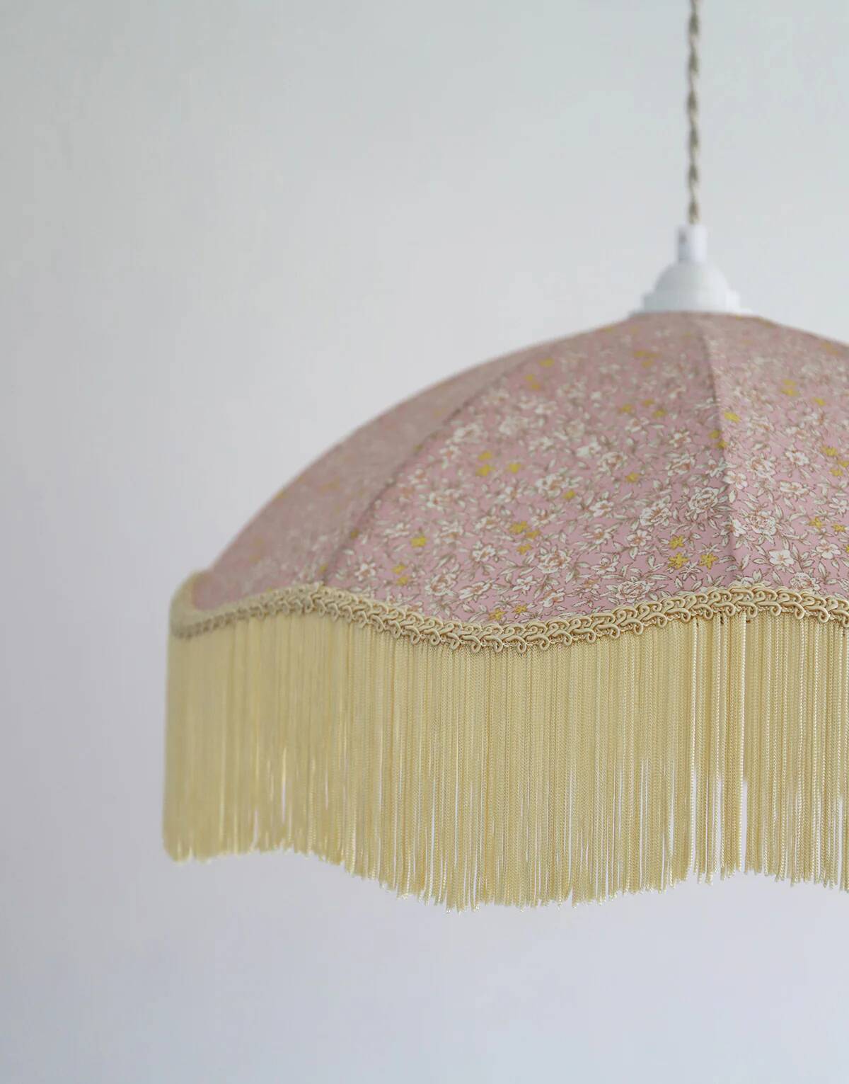 Suspension vintage parapluie imprimée avec franges D45 cm