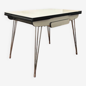 Table formica pieds eiffel avec rallonge