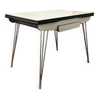 Table formica pieds eiffel avec rallonge