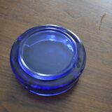 Cendrier en verre bleu