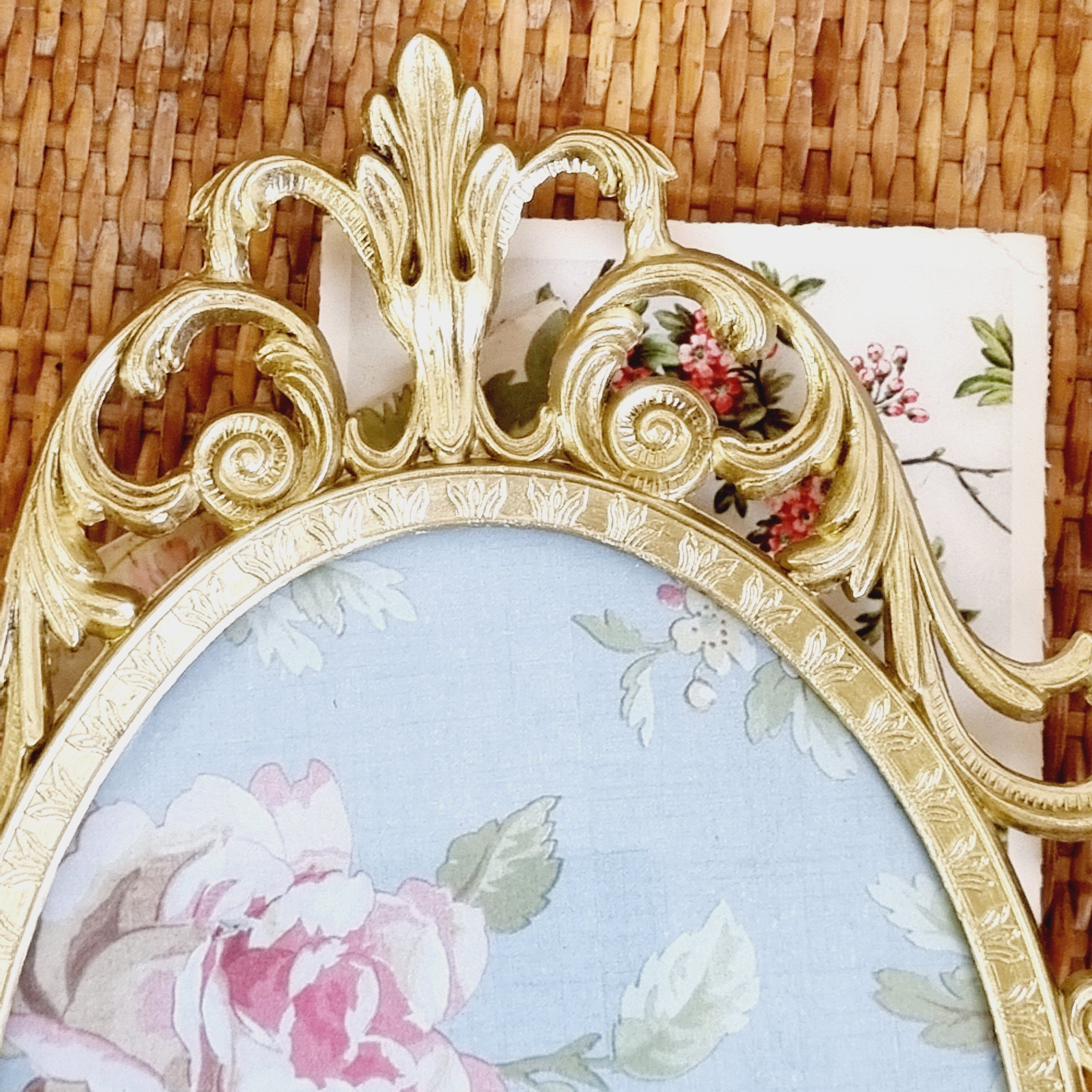 Set of 2 gilded metal frames italy