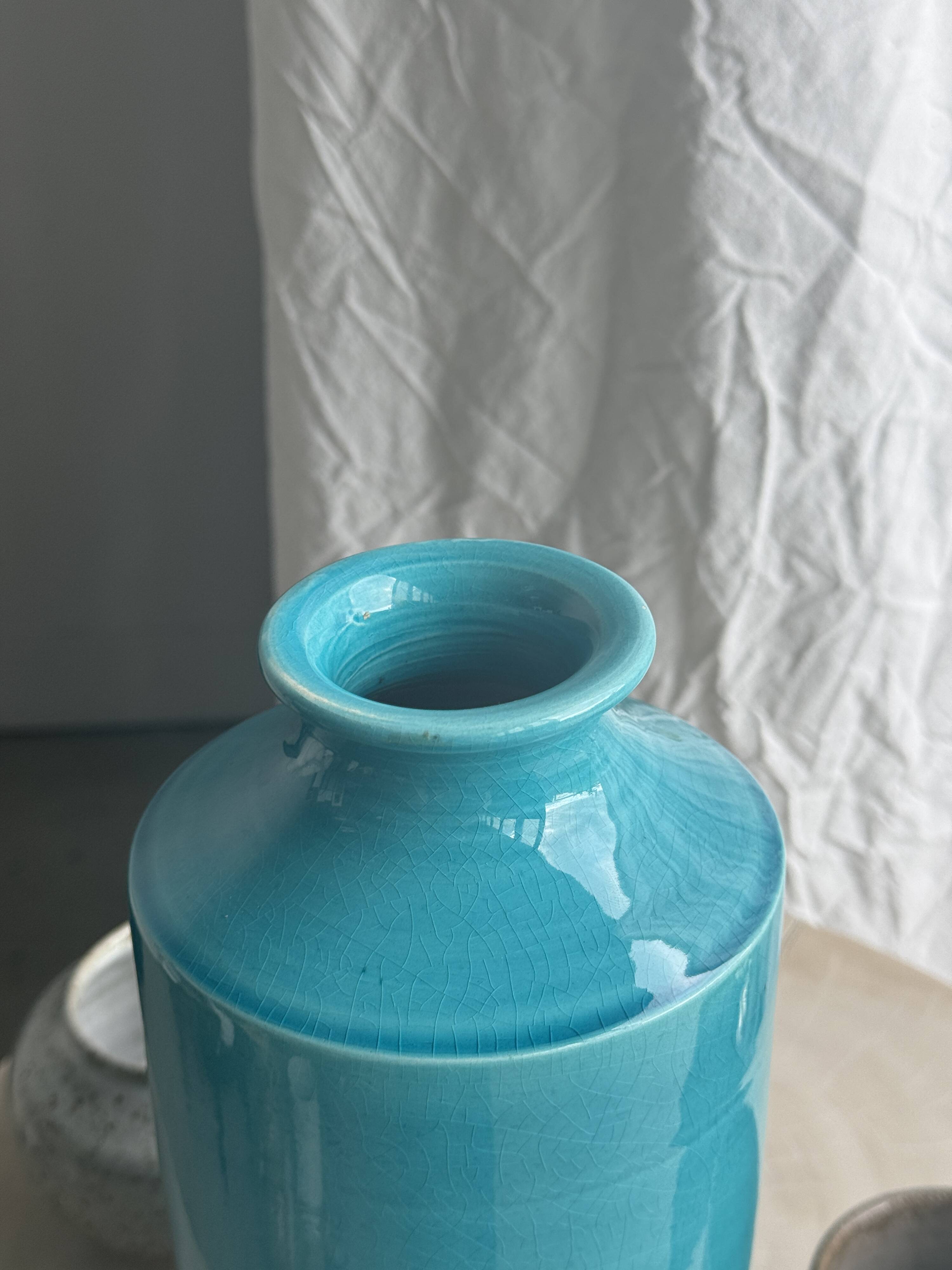 Turquoise blue vase H25.5