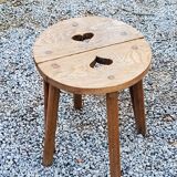 Pair of shepherd's stools in tripod oak décor in the heart