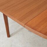 Round extendable teak table 1970