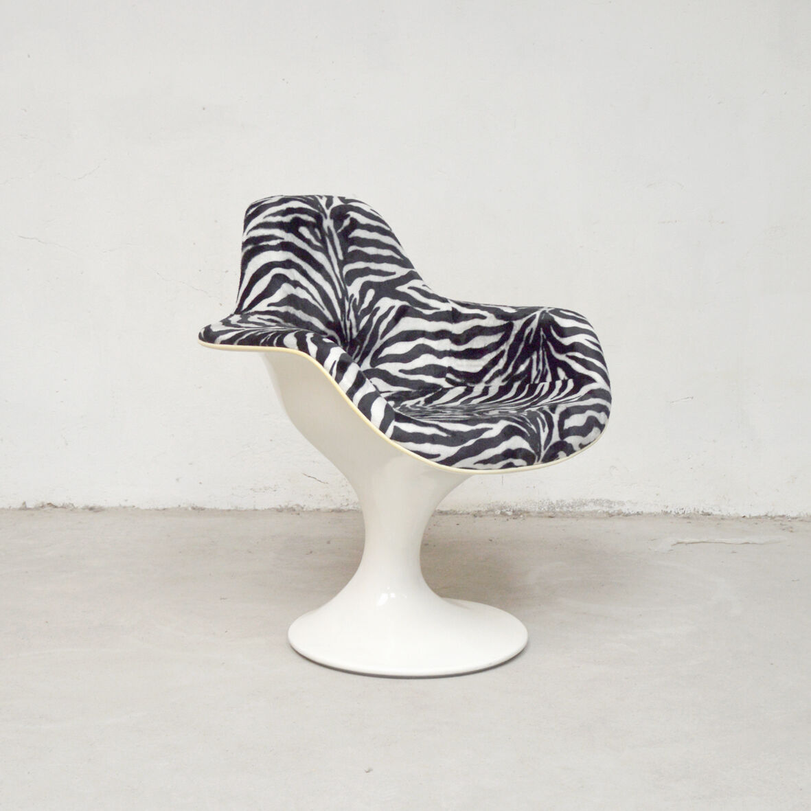 Fauteuil Orbit de Markus Farner et Walter Grunder Hermann Miller 1970