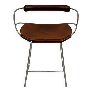 Contemporary sculptural bar stool c. Silvered Aged Steel Backrest and Cognac Leather