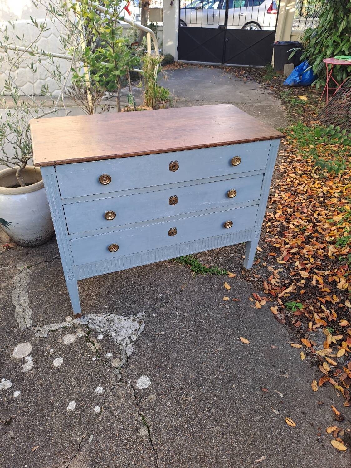 Louis XVI Directory chest of drawers early 19th