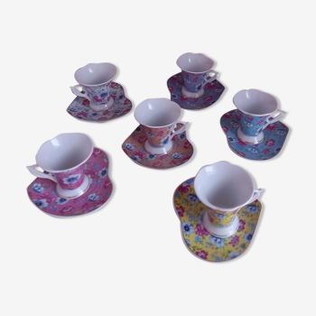 Coffret 6 tasses à café ou thé en porcelaine vintage