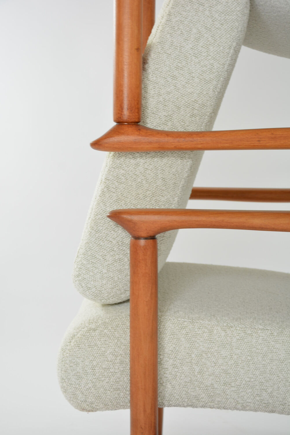 Armchair year 70 loop renovated