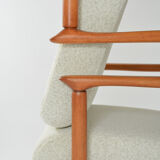 Armchair year 70 loop renovated