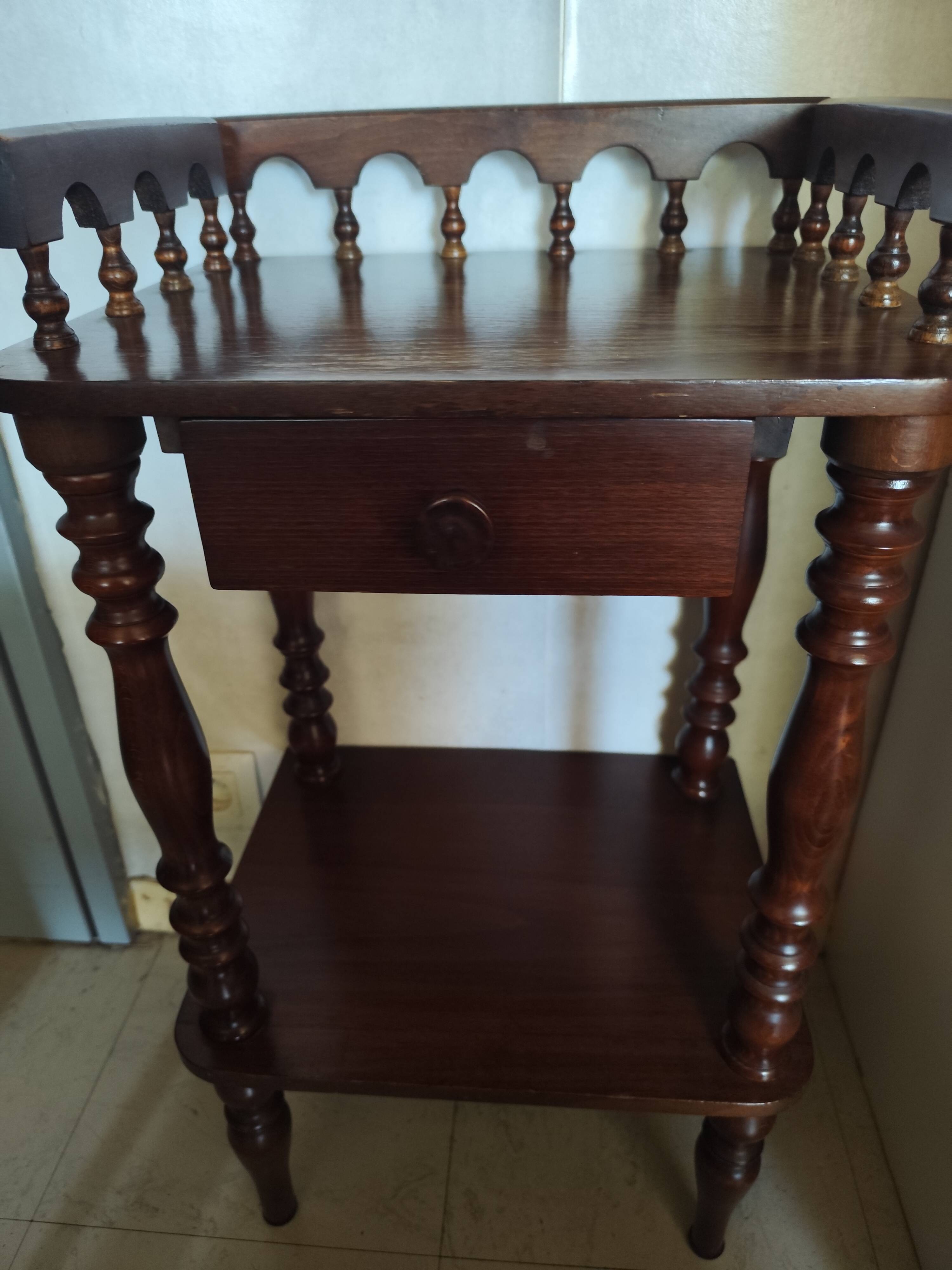 Bedside table