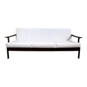 Canapé-banquette conçu