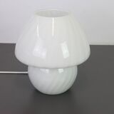 Mushroom-shaped table lamp