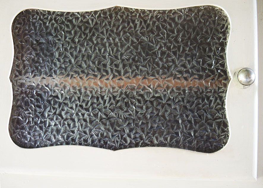 Buffet MADO vintage broken white