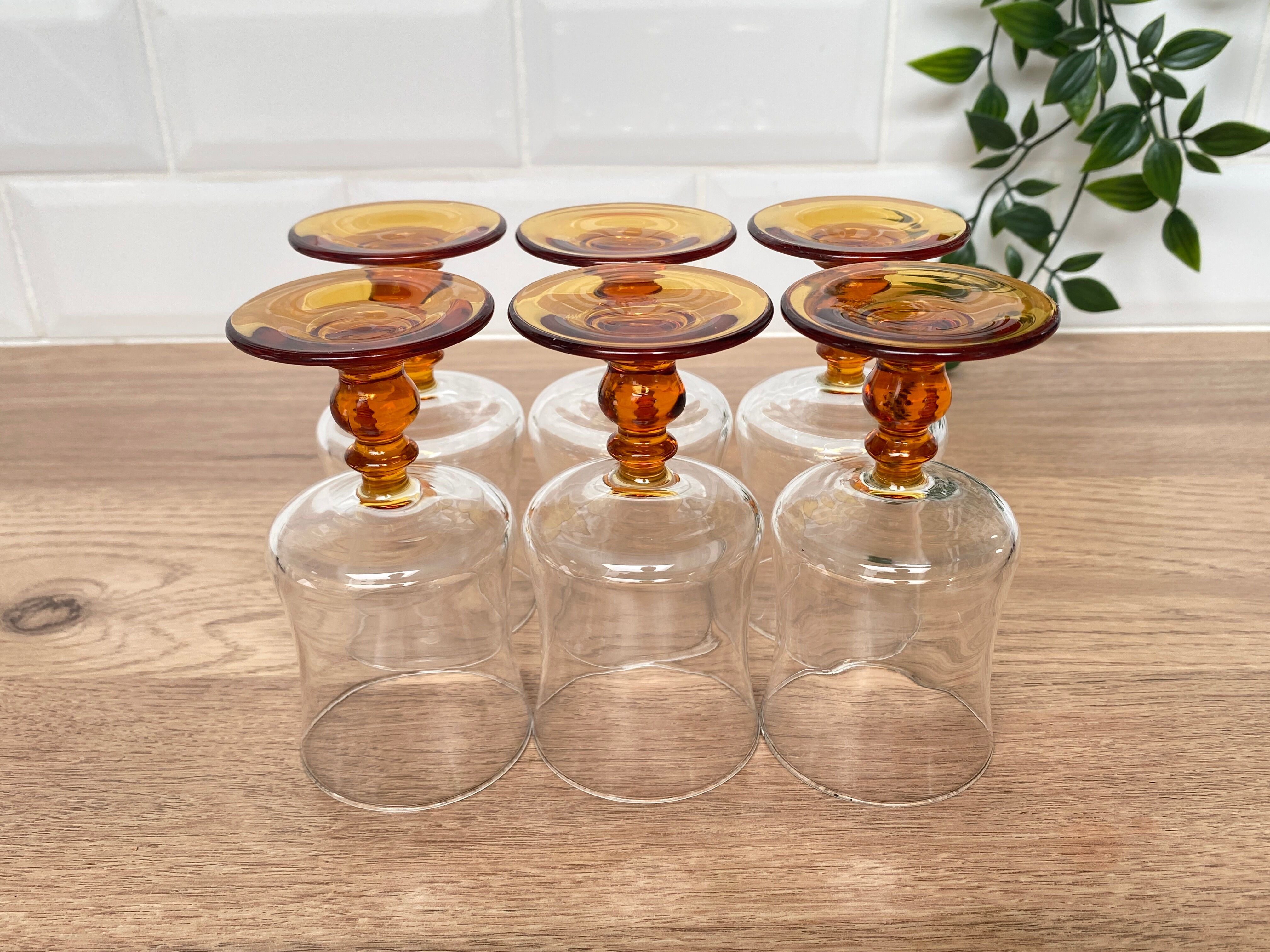 Set of 6 Luminarc white wine glasses Antique model