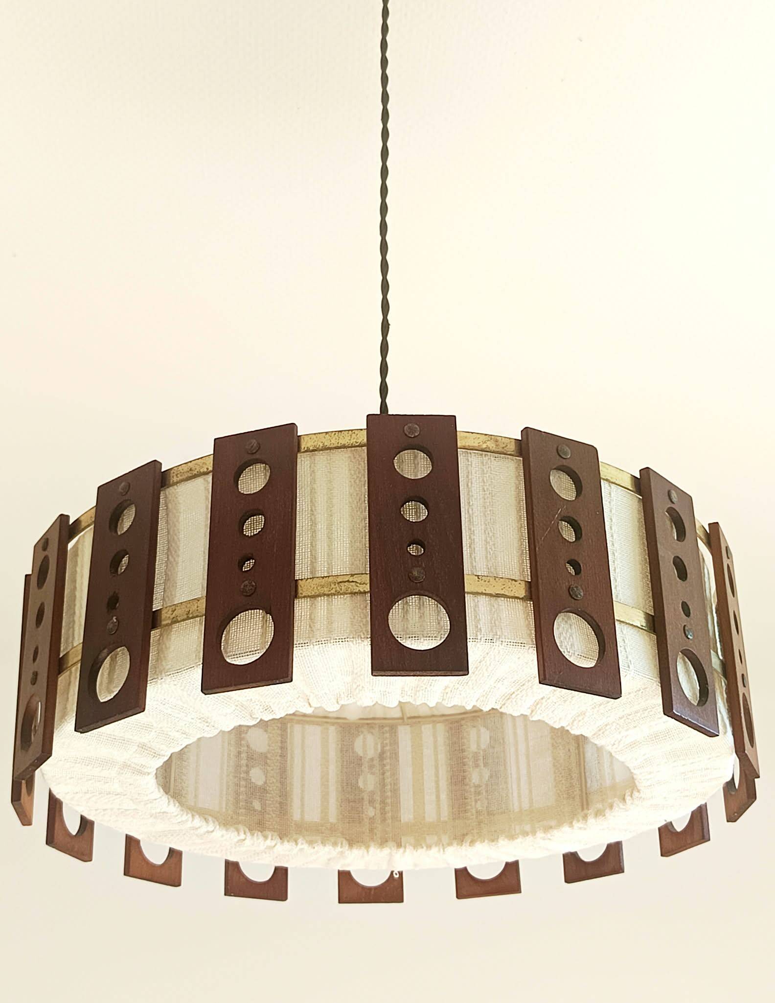 Suspension scandinave teck et tissu vers 1960