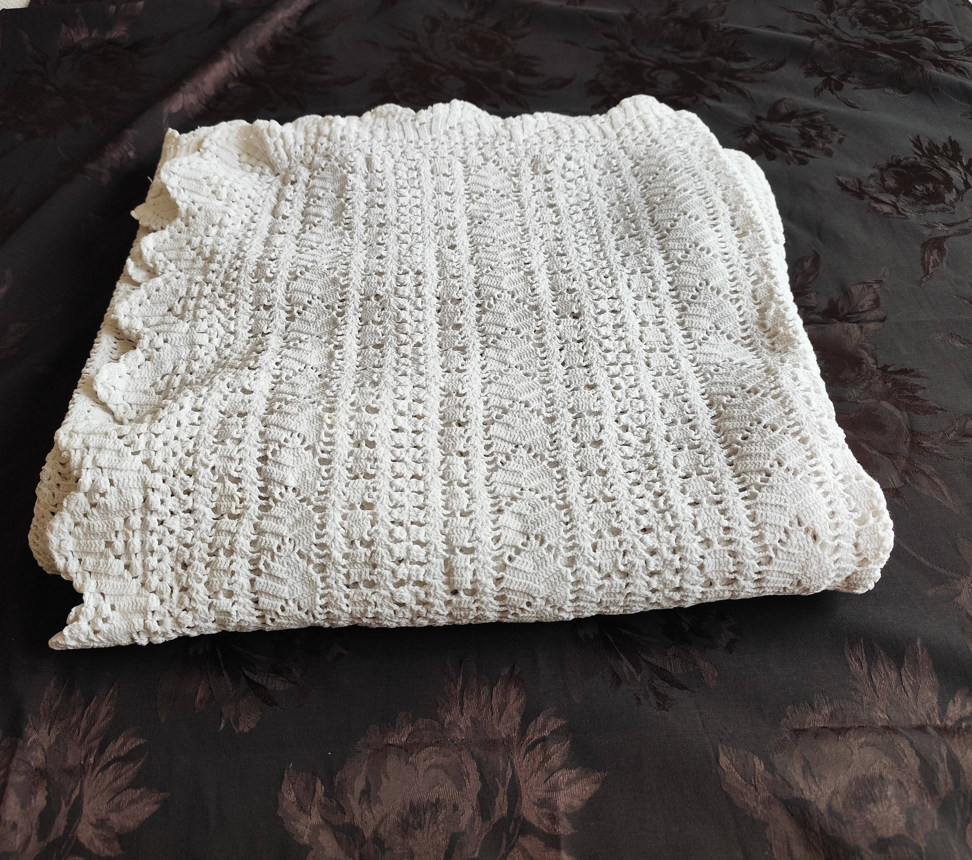 White cotton bedspread - throw with geometric chevron pattern