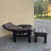 Vintage Ekornes Amigo armchair and footrest – Renovated