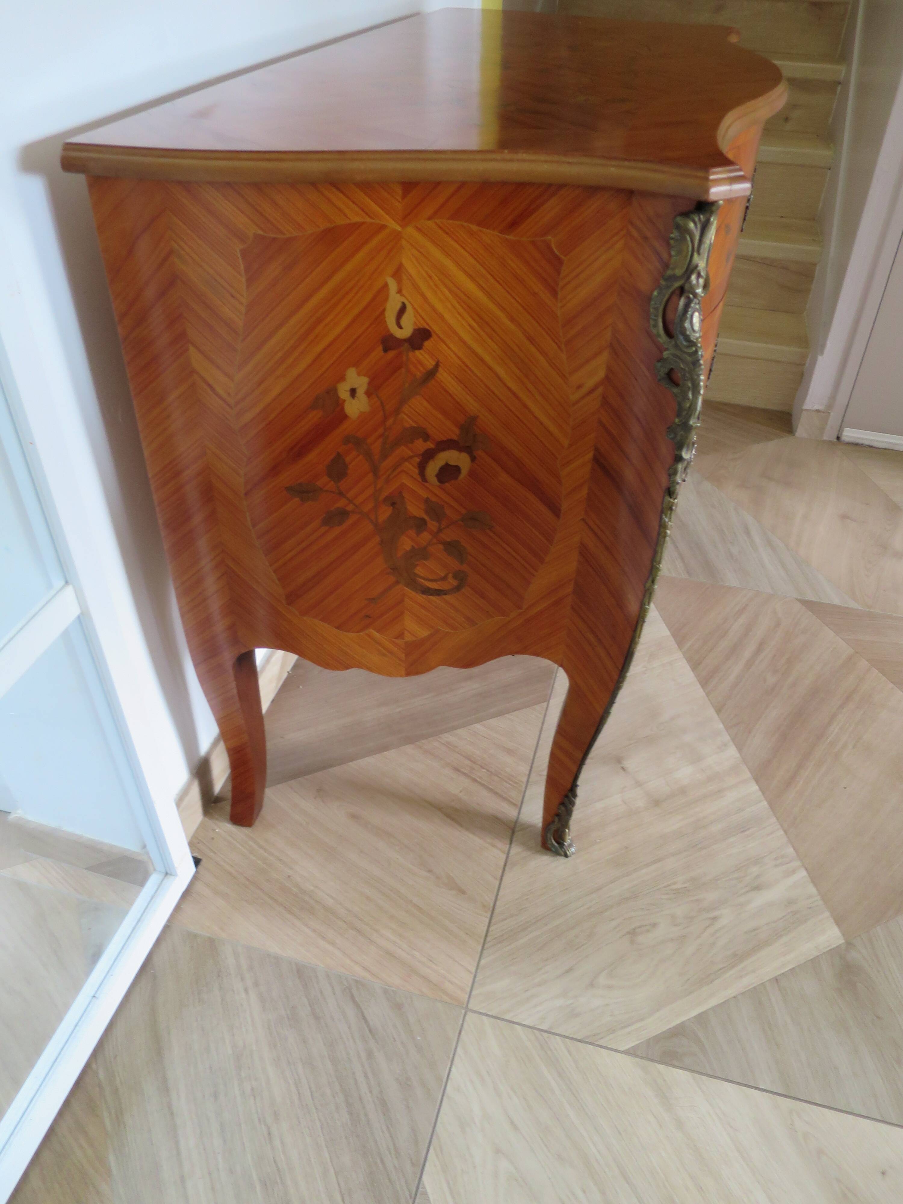 Louis XV commode - 2 drawers - floral marquetry - bronze ornament - 1950
