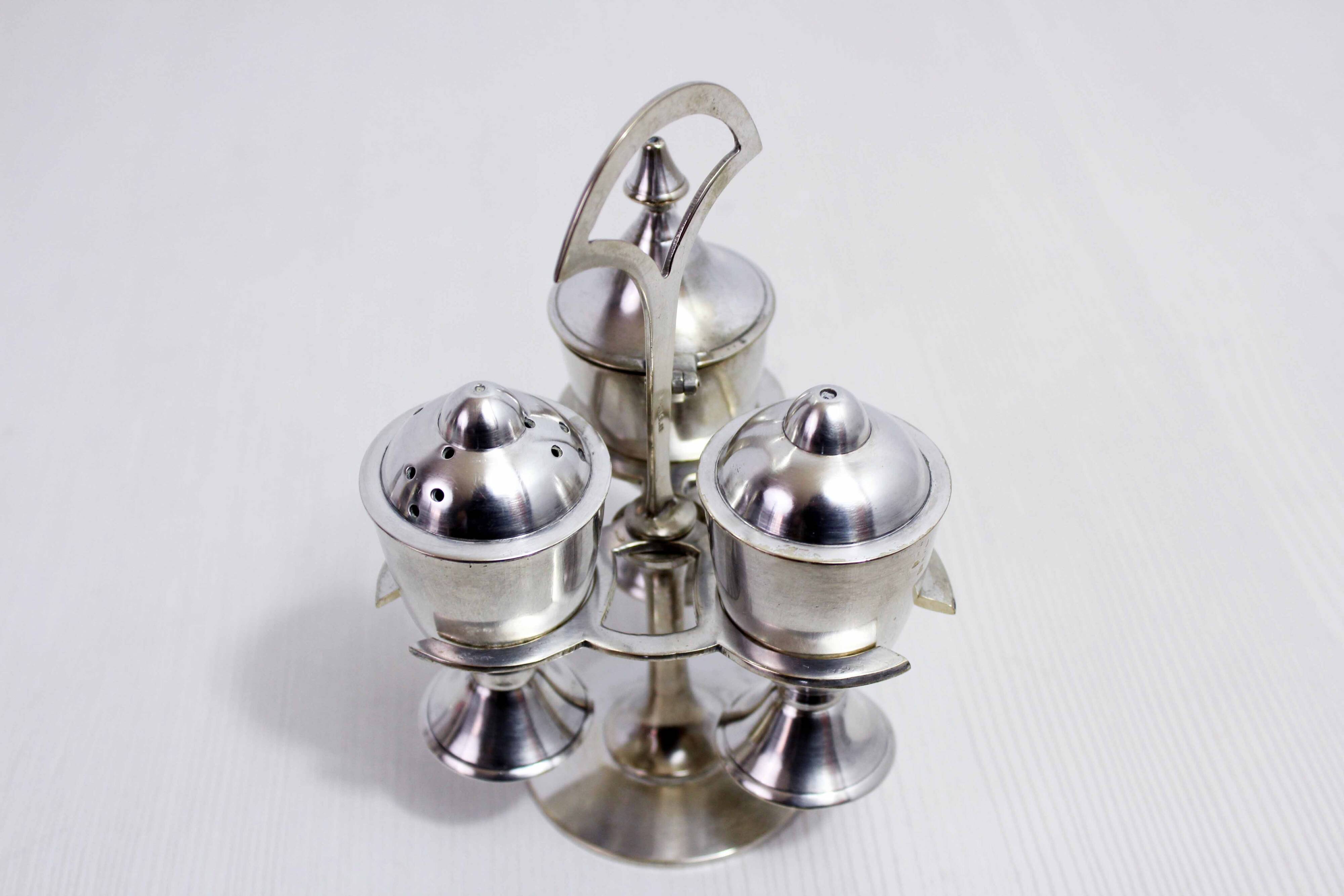 Salt and pepper set in silver metal 1930